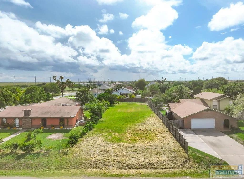 Property from 207 Mesquite Dr. #8 - KW - Laguna Vista, Texas, 78578