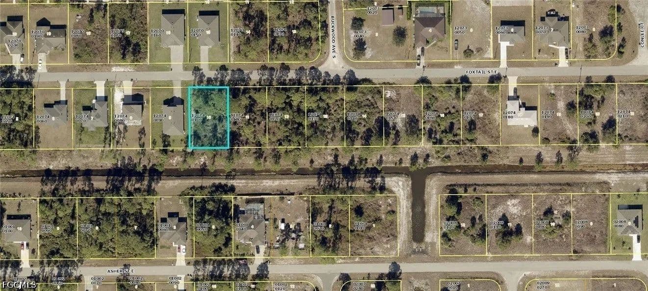 Lots & Land-Other in Lehigh Acres - Lehigh Acres, Florida, 33974