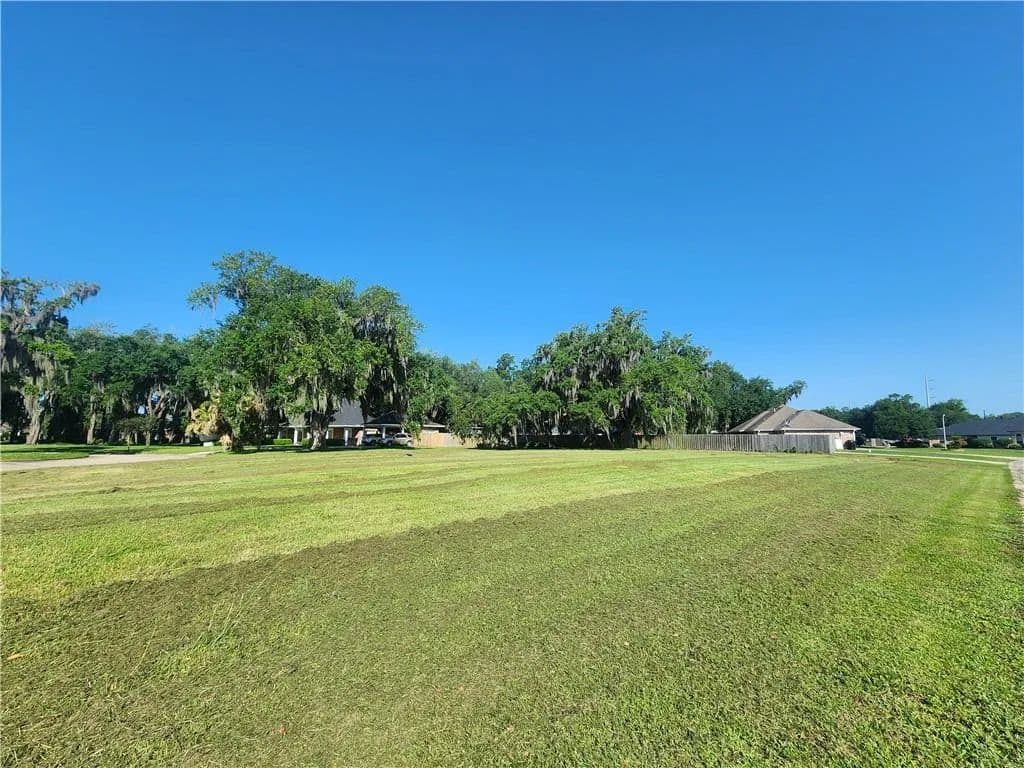 Vacant Land in Belle Chasse - Belle Chasse, Louisiana, 70037