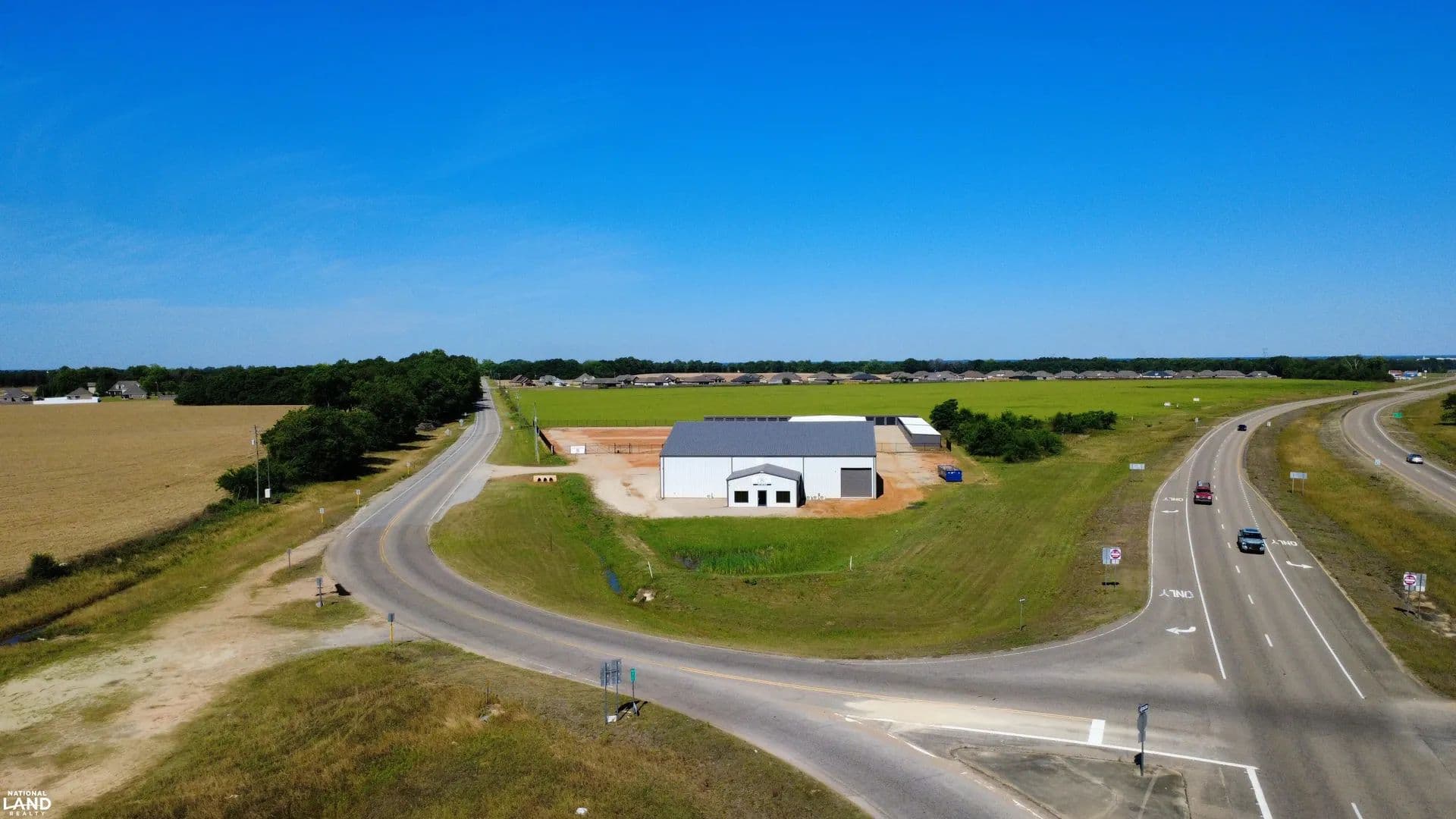 Wicksburg Storage Units and Commercial Building - Newton, Alabama, 36352