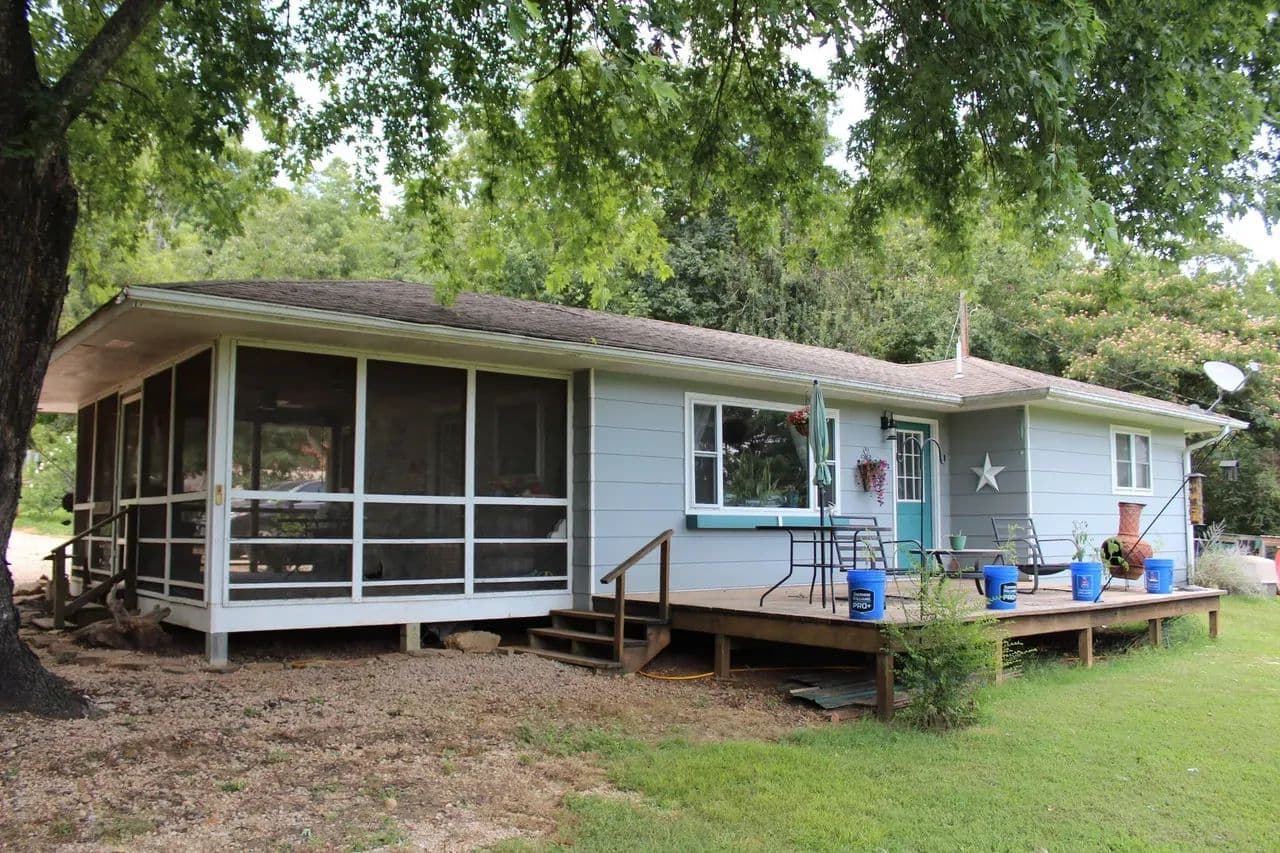 Modernized Cabin with Lake & River Access - Van Buren, Missouri, 63965