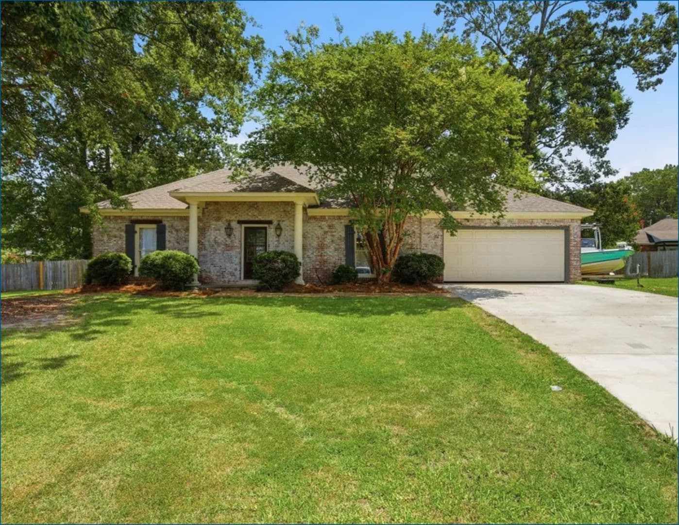 Home in Rankin County at 161 Mandarin Drive in Brandon, MS - Brandon, Mississippi, 39047