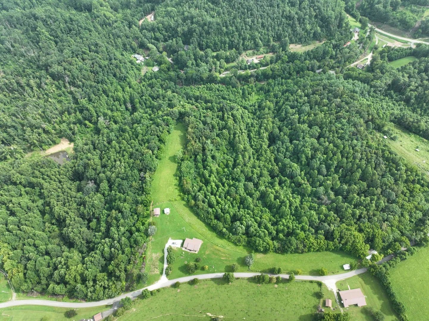 30.01 Acres of Land for Sale in McKee, KY - McKee, Kentucky, 40447