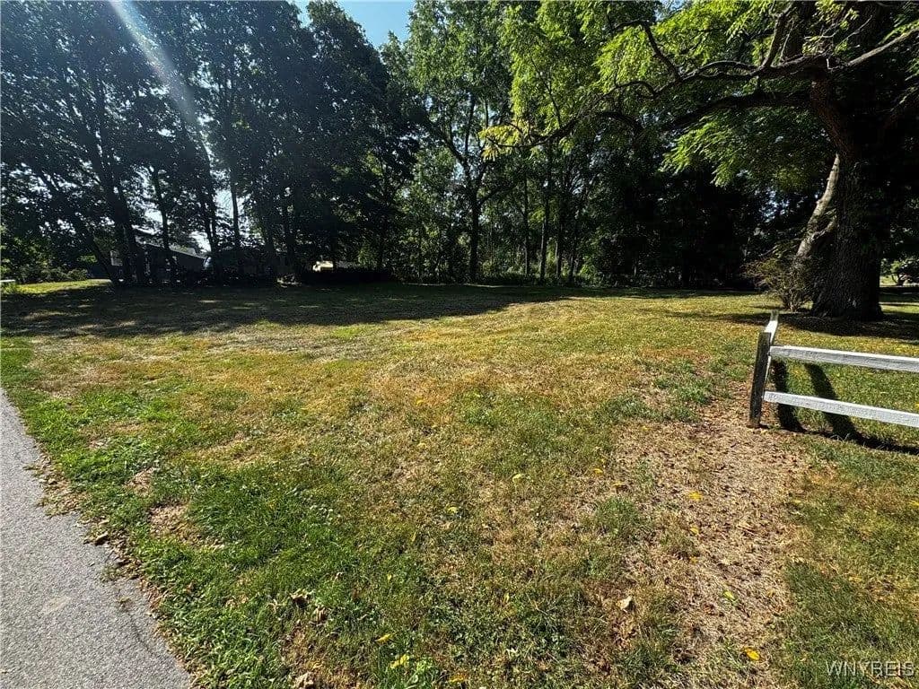 Lots & Land-Other in Lockport - Lockport, New York, 14094