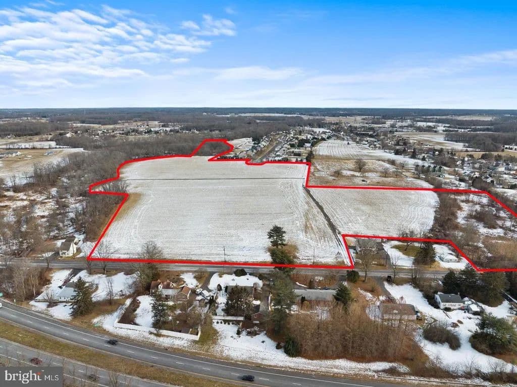 Vacant Land in Columbus - Columbus, New Jersey, 08022