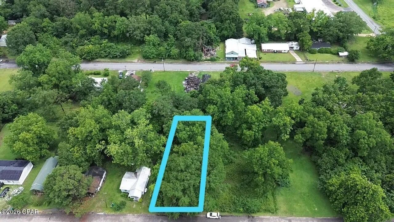 0.16 Acres of Land for Sale in Graceville, FL - Graceville, Florida, 32440