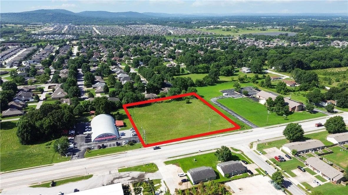 Lots & Land-Other in Fayetteville - Fayetteville, Arkansas, 72704