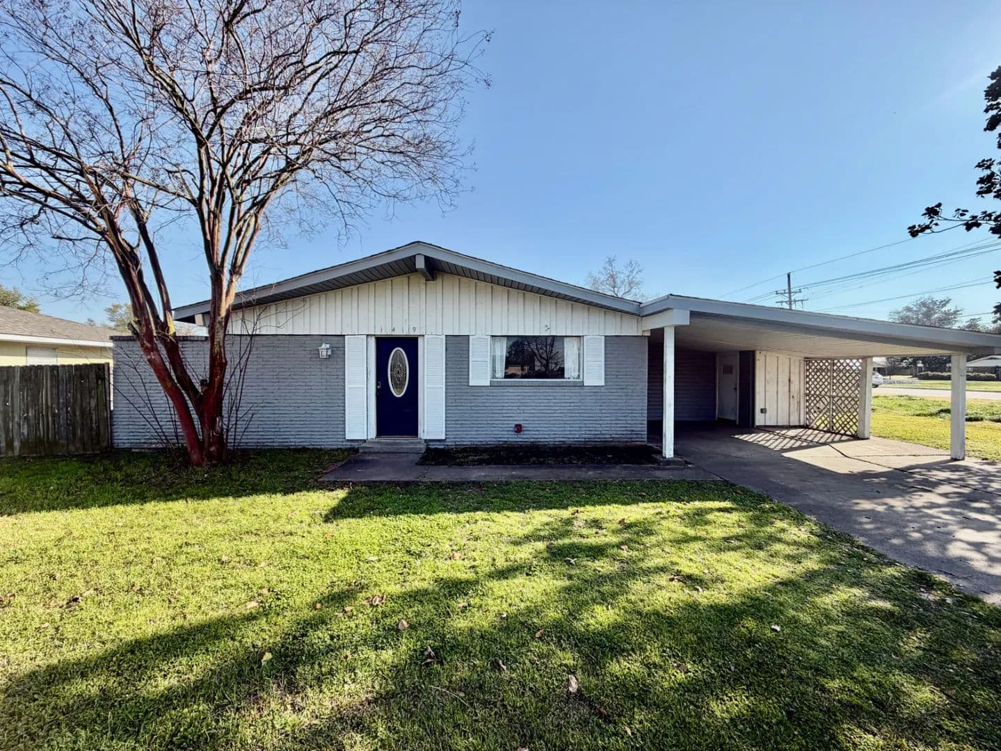 Home in Bolivar County at 1419 Deering Street in Cleveland, MS - Cleveland, Mississippi, 38732
