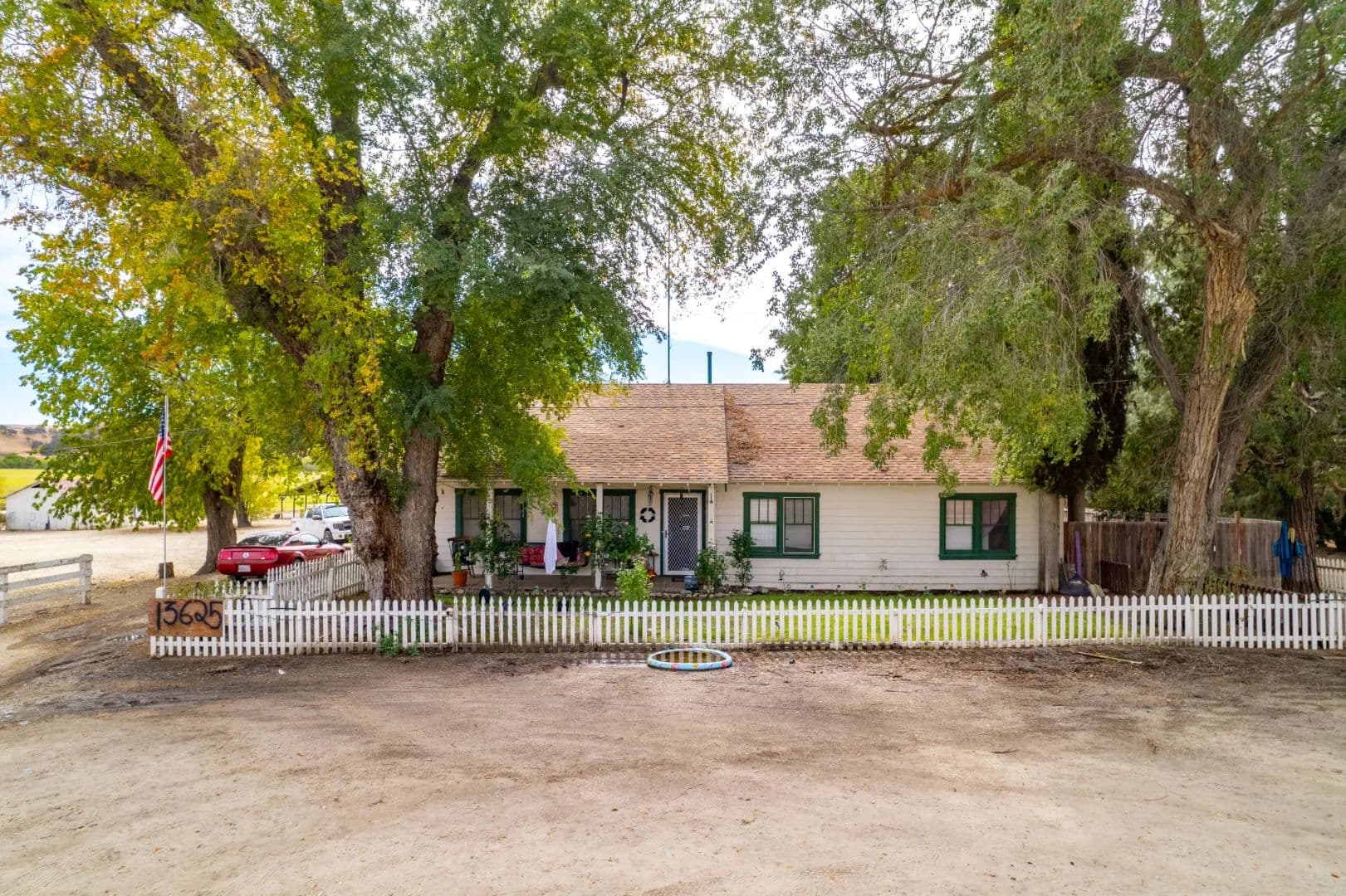 East Paso Acreage  - California, 93446