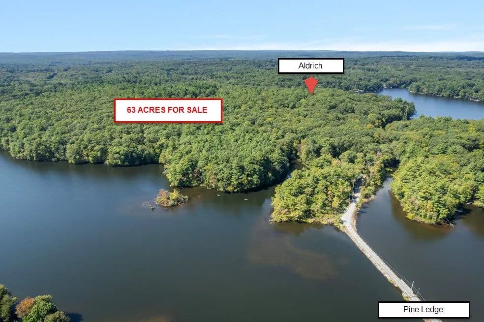 Vacant Land in Glocester - Rhode Island, 02859