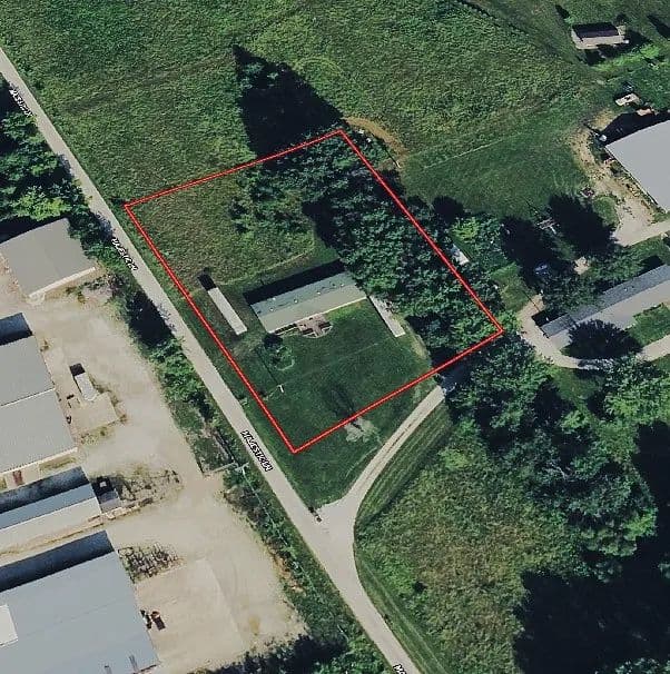Commercial opportunity within the Moscow Mills city limits - Moscow Mills, Missouri, 63362