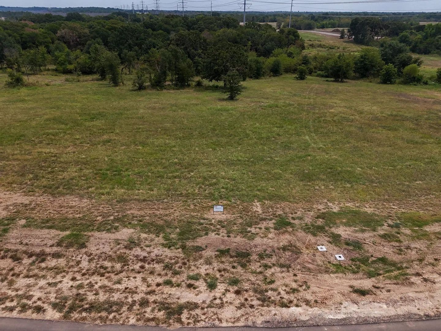 1.01 Acres of Land for Sale in Dodd City, Texas - Dodd City, Texas, 75438