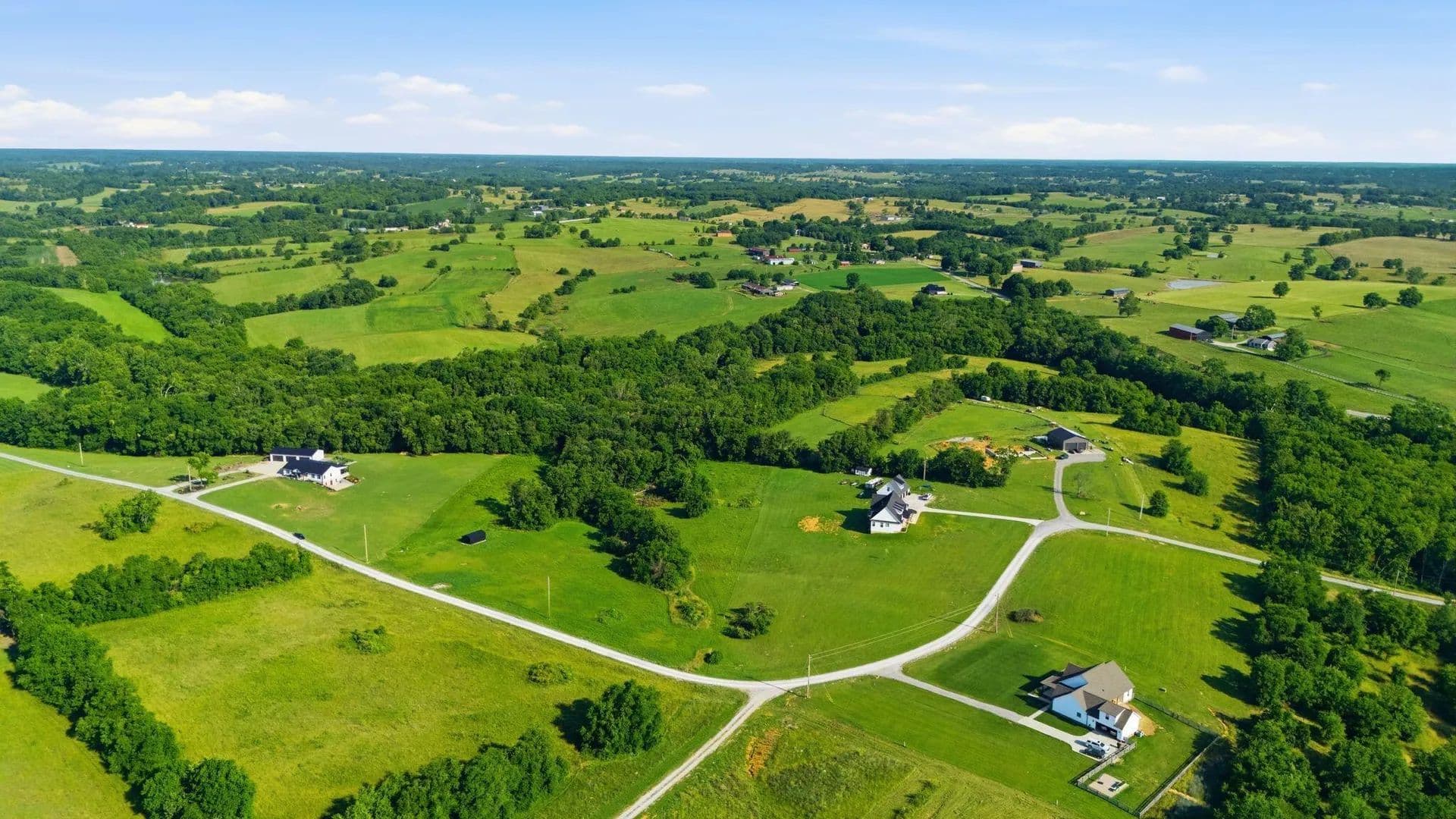 10.4 Acres of Land for Sale in Cynthiana, KY - Cynthiana, Kentucky, 41031
