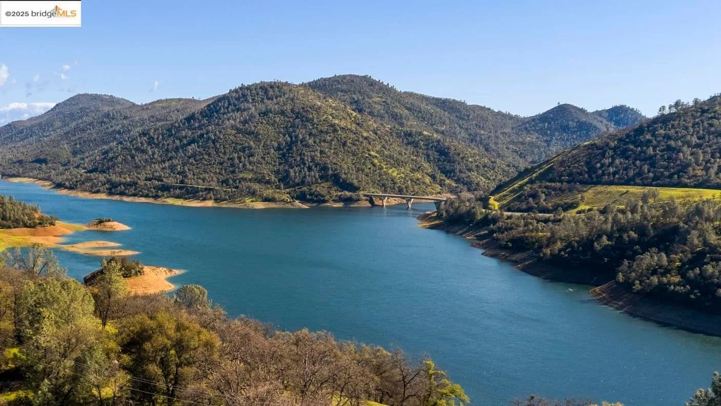 Lots & Land-Other in Jamestown - Jamestown, California, 95327