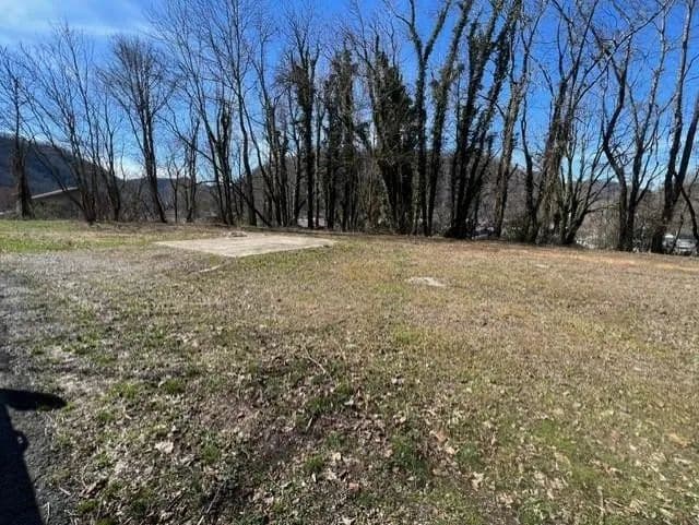 Lots & Land-Other in Elkhorn City - Elkhorn City, Kentucky, 41522