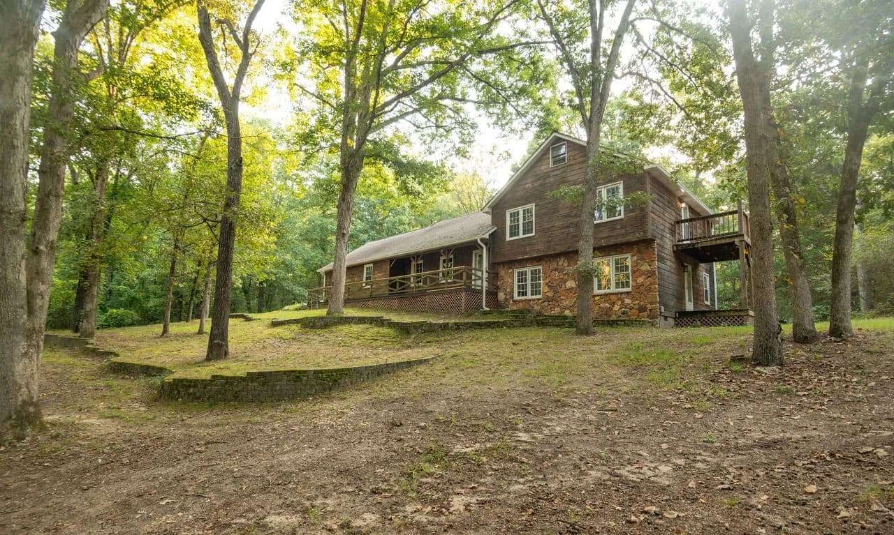 Impressive 11±AC Property in Dexter, MO - Dexter, Missouri, 63841