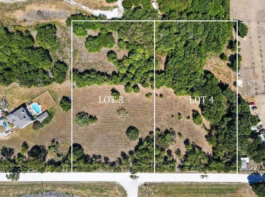 Vacant Land in Covington - Covington, Texas, 76636