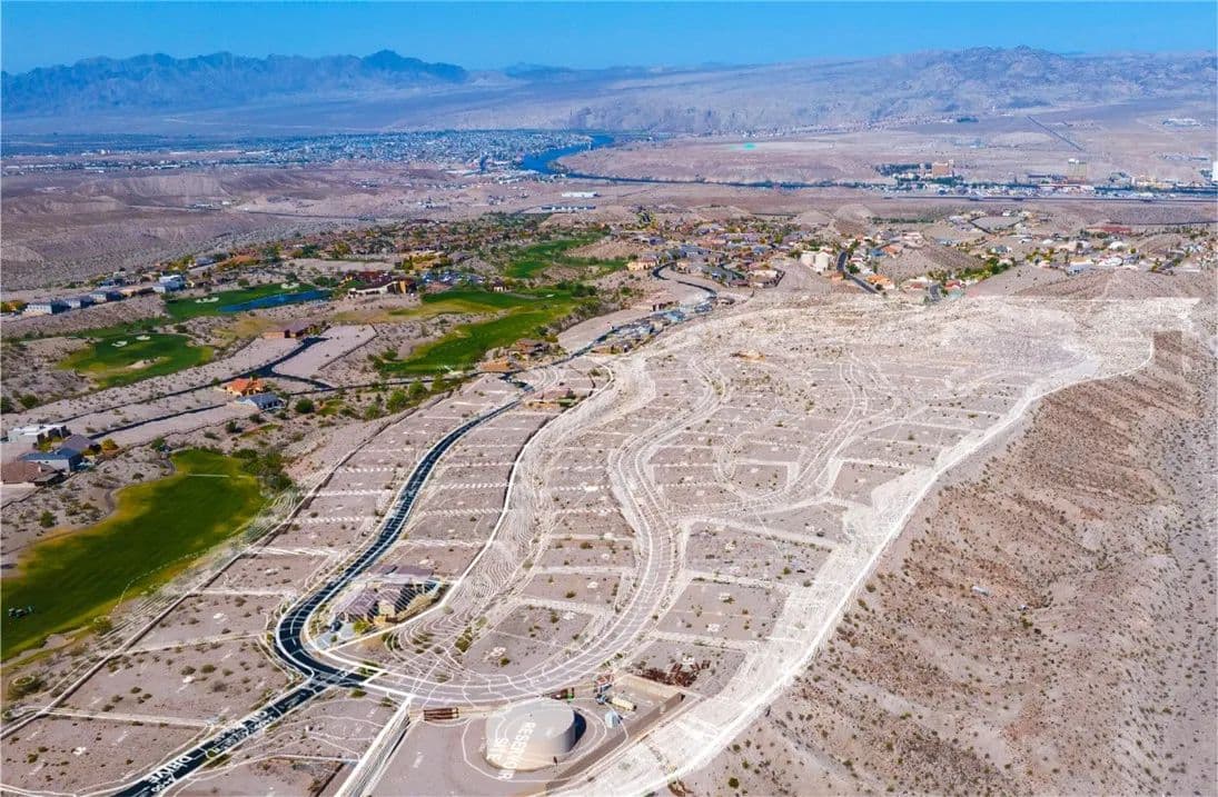 76 Acres of Land for Sale in Bullhead City, Arizona - Bullhead City, Arizona, 86429