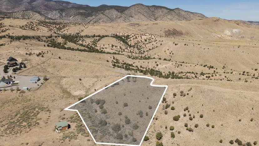 Land -Single Family Acreage in Marysvale