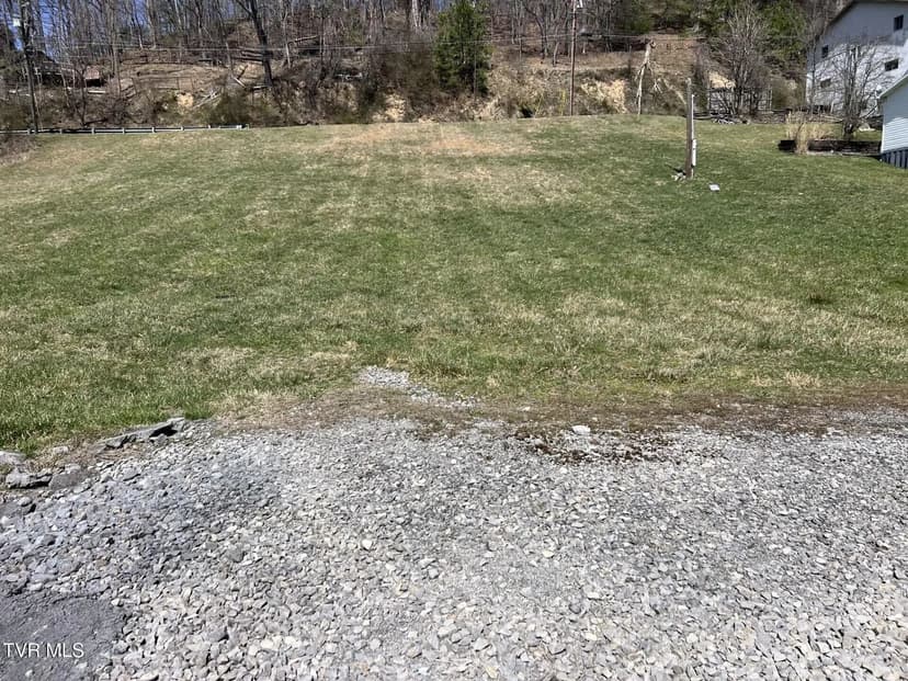 Lots & Land-Other in Clintwood
