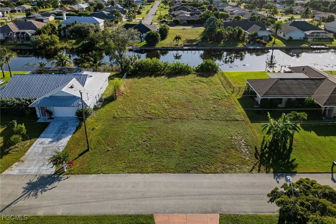 Vacant Land in Cape Coral - Cape Coral, Florida, 33914