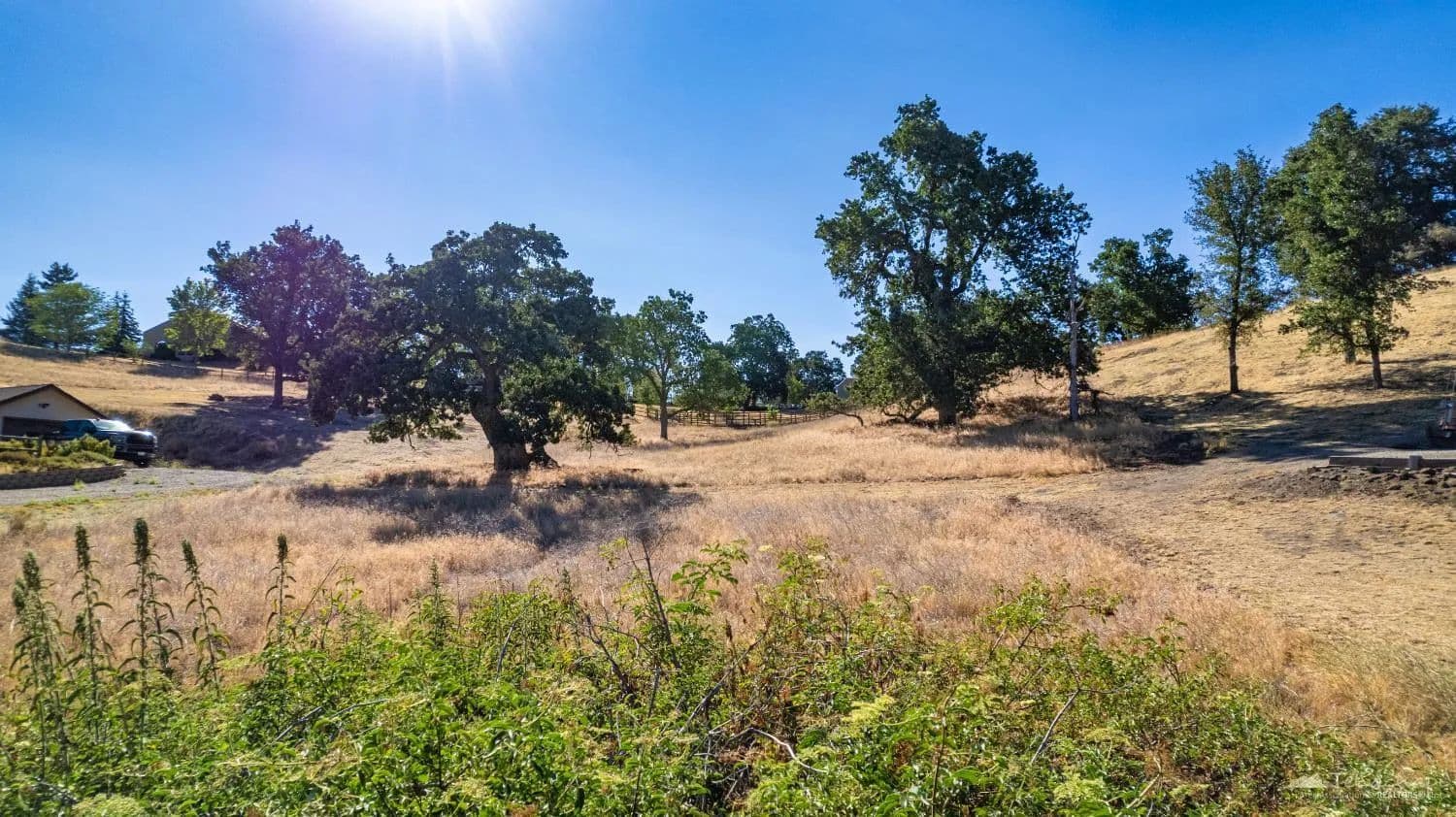 1.02 Acres of Land for Sale in Tehachapi, CA - Tehachapi, California, 93561