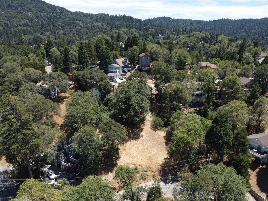 0.13 Acres of Land for Sale in Crestline, CA - Crestline, California, 92325