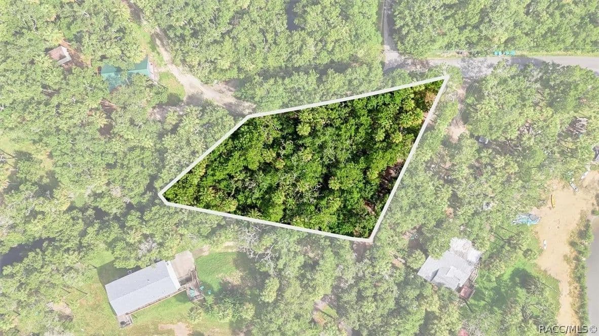 0.49 Acres of Land for Sale in Crystal River, FL - Crystal River, Florida, 34429