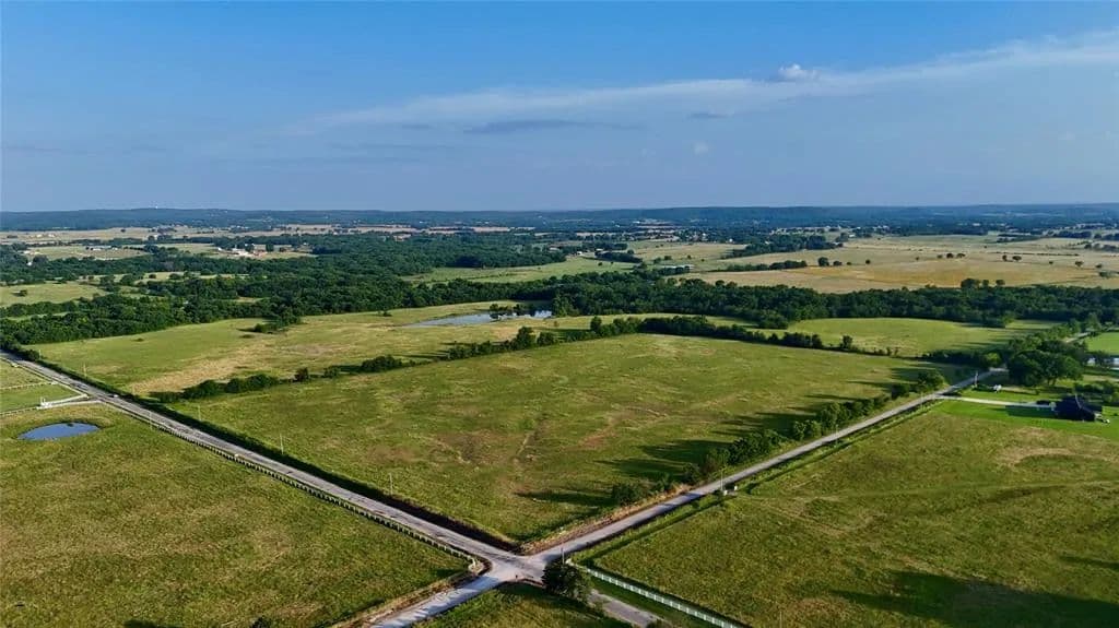 197 Acres of Land for Sale in Mounds, OK - Mounds, Oklahoma, 74047