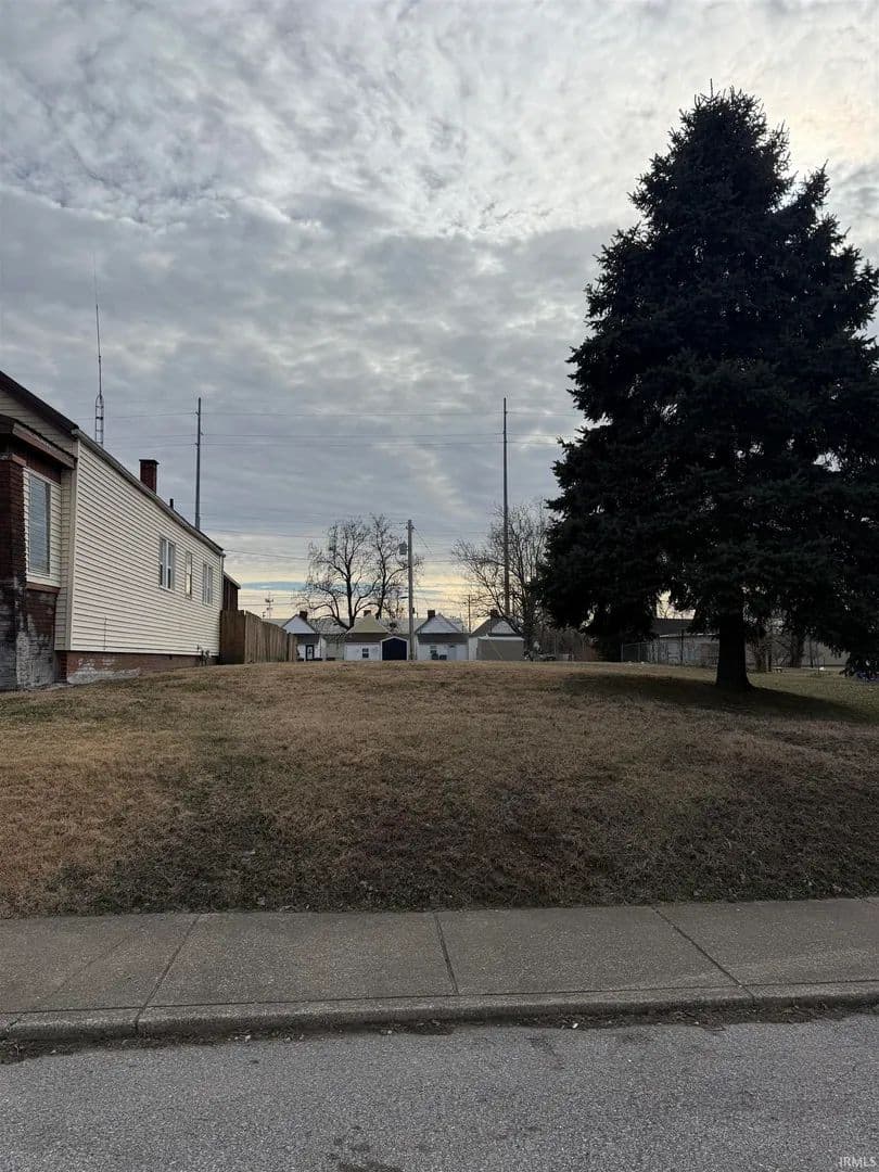 Land -Industrial in Evansville