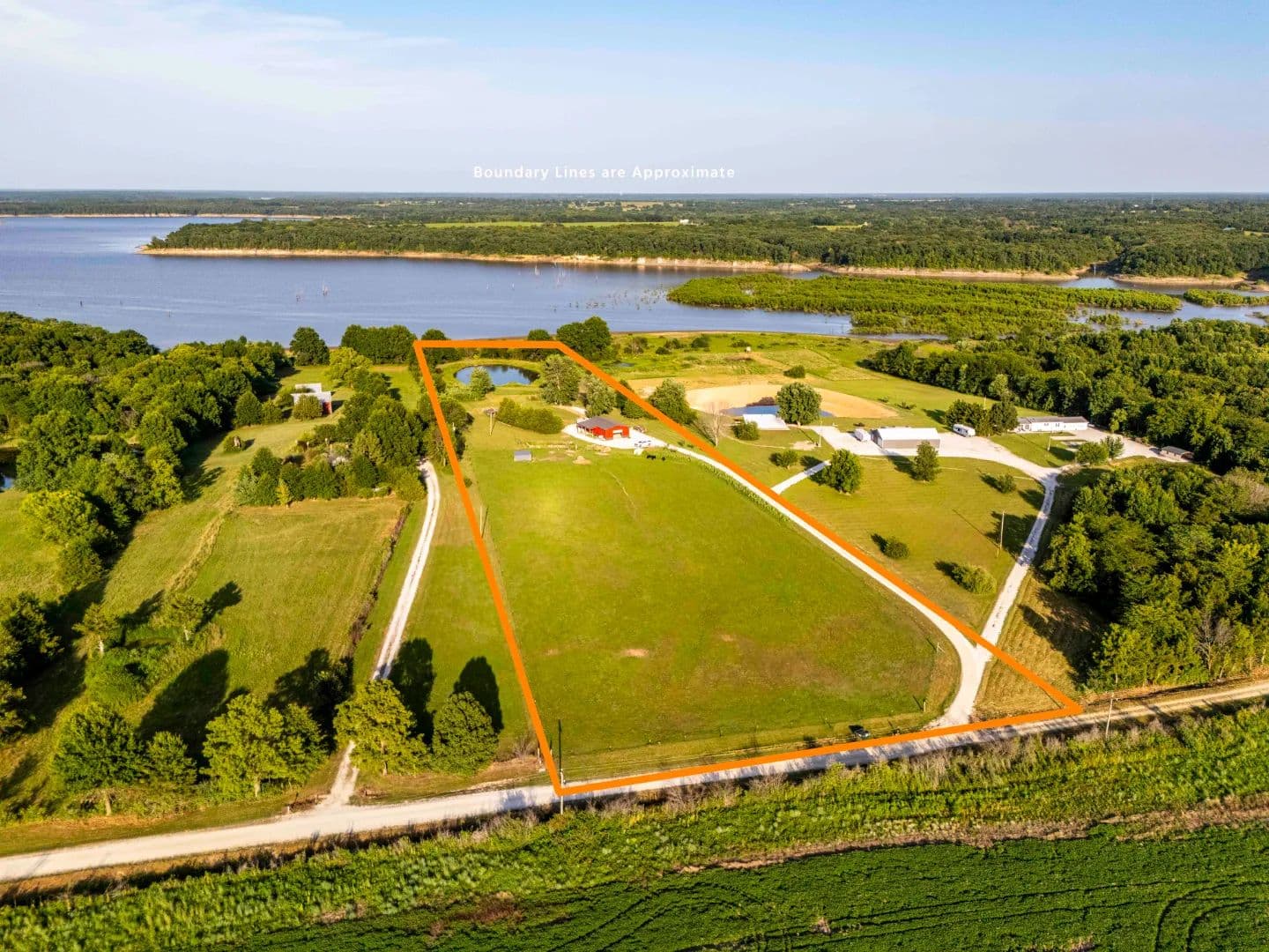 Scenic 8.61± Acres with Barn, Pond, and River Views – Monroe County - Paris, Missouri, 65275