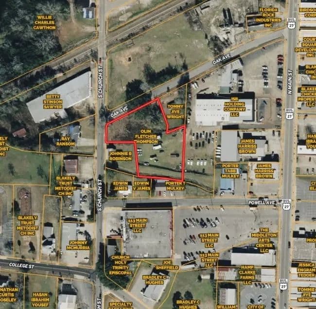 Oak Street Lot