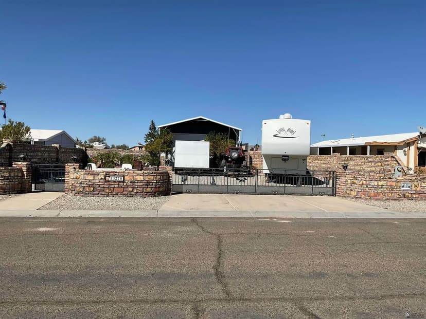 Property from 13278 E 55 St - KW