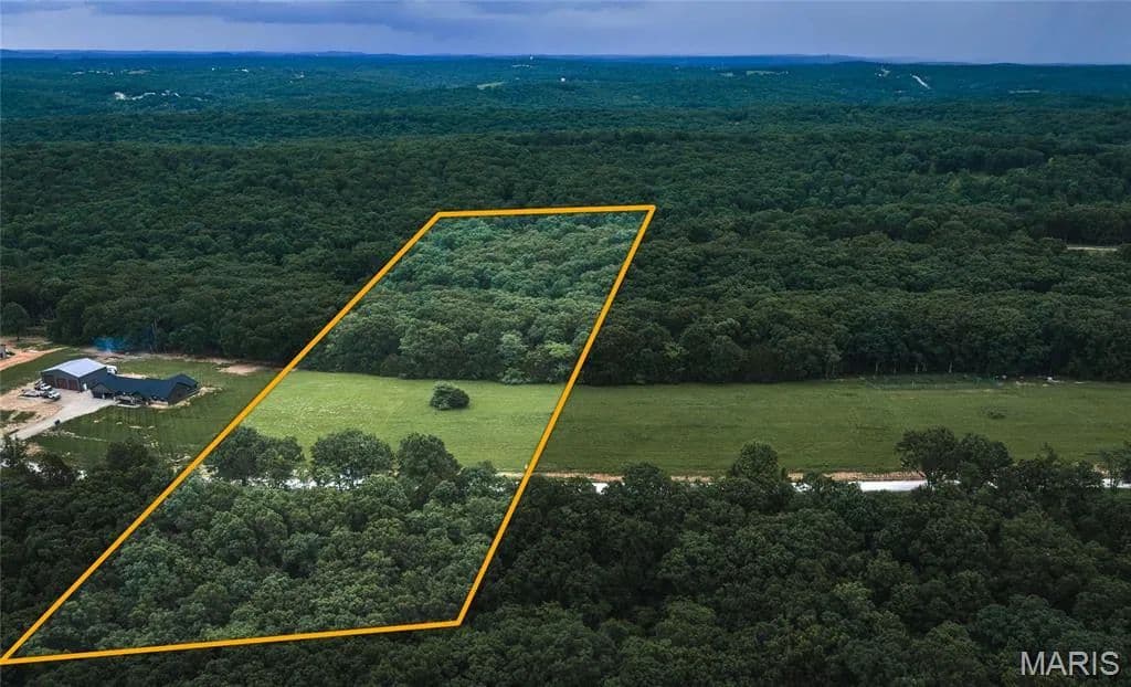 Property from 5248 Hobby Farms Rd - KW - De Soto, Missouri, 63020