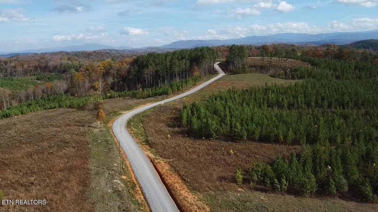 5 Acres of Land for Sale in Madisonville, TN - Madisonville, Tennessee, 37354