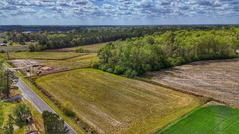UNDER CONTRACT!!  2.15 Acres of Developable Farm Land For Sale in Duplin County, NC!
