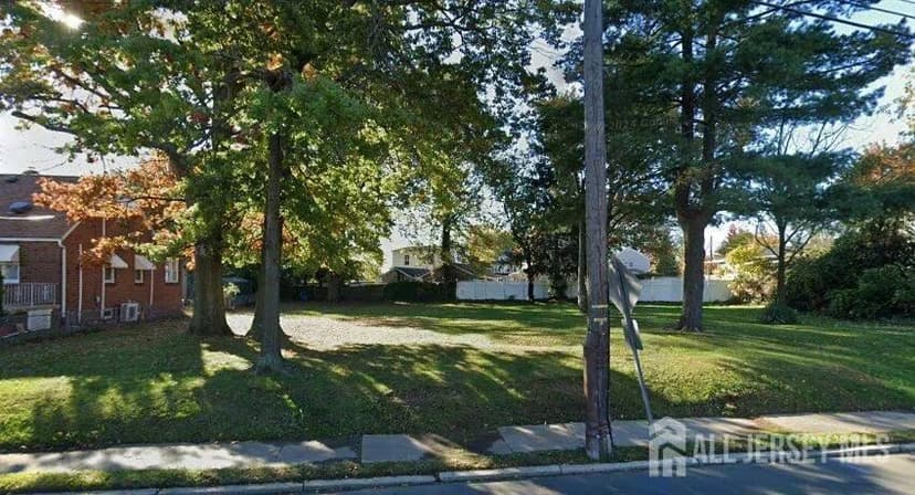 Property from 808 King Georges Road - KW
