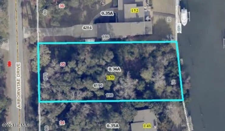Vacant Land in Pine Knoll Shores