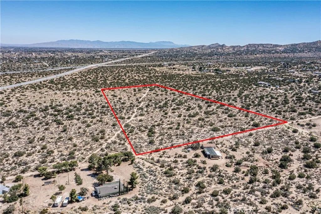 Vacant Land in Pinon Hills - Pinon Hills, California, 92372