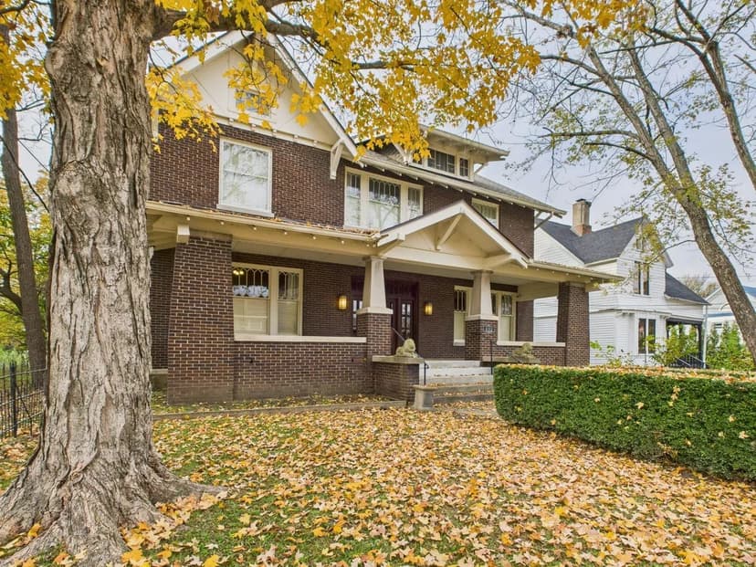 Charming Historic Office Building For Lease