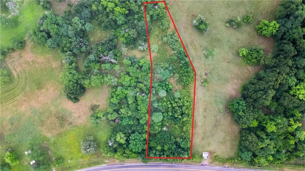 4 Acres of Land for Sale in Midway, Texas - Midway, Texas, 75852