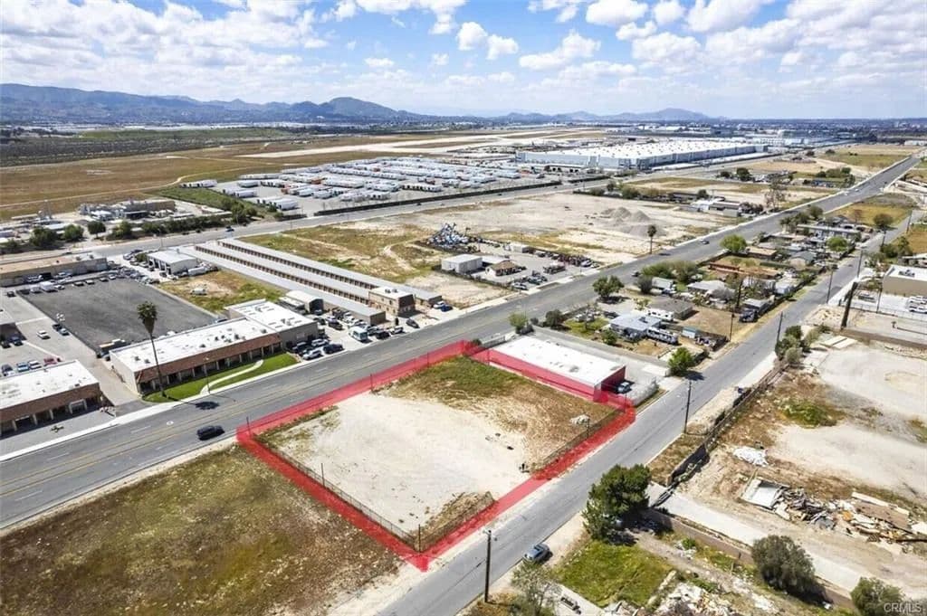 Land -Industrial in Highland - Highland, California, 92346