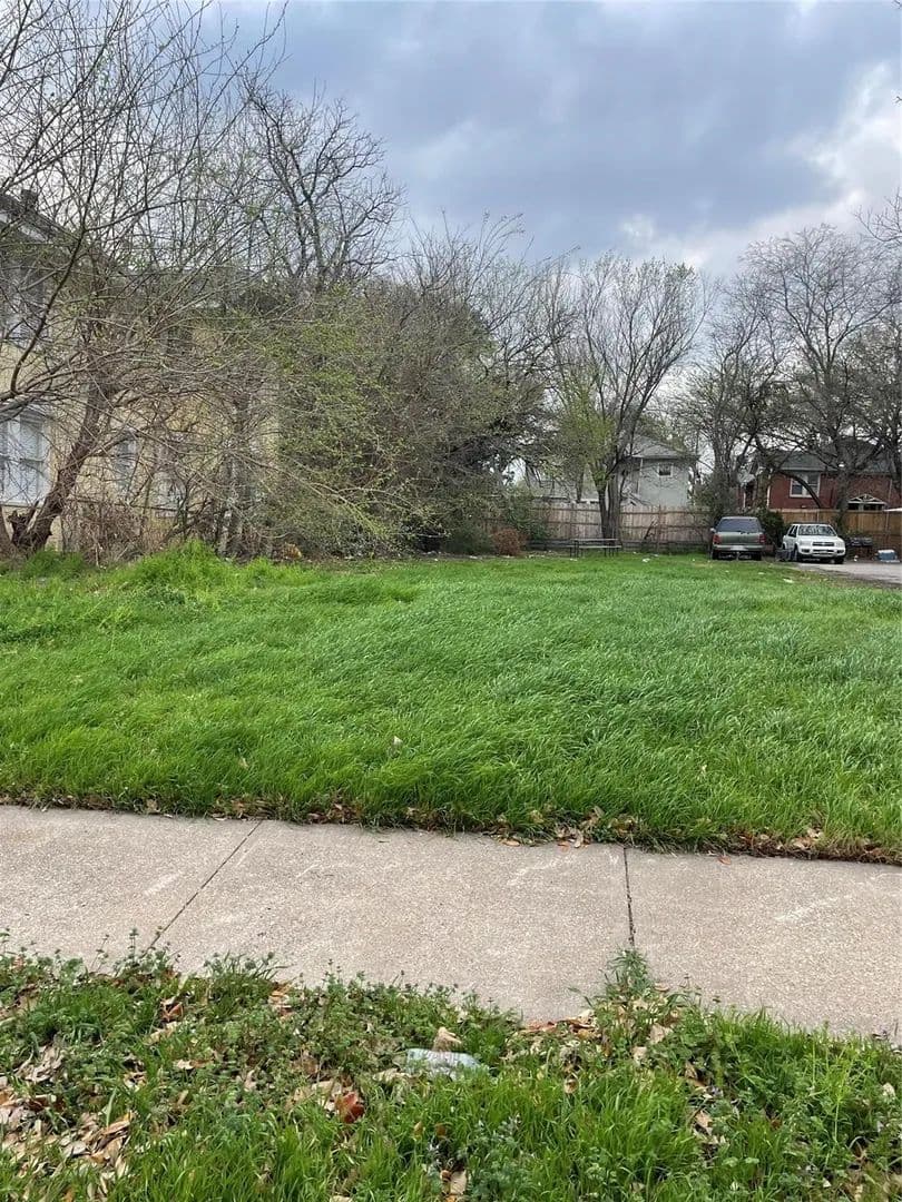 Property from 4629 Worth Street - KW - Dallas, Texas, 75246