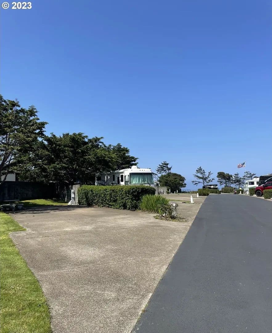 Lots & Land-Other in Newport - Newport, Oregon, 97365