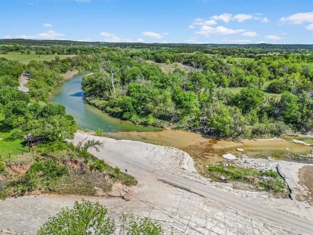 Vacant Land in Glen Rose - Glen Rose, Texas, 76043