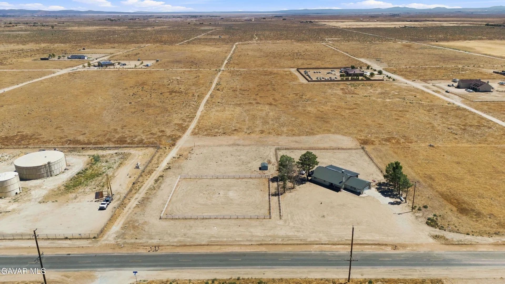 2.49 Acres of Land for Sale in Lancaster, CA - Lancaster, California, 93536