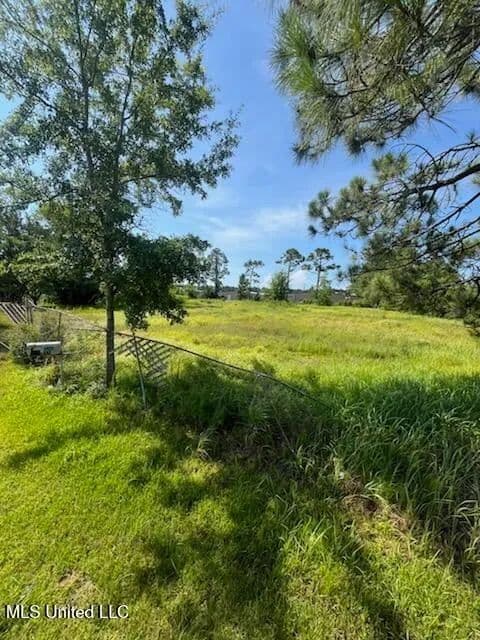 Vacant Land in Ocean Springs - Ocean Springs, Mississippi, 39564
