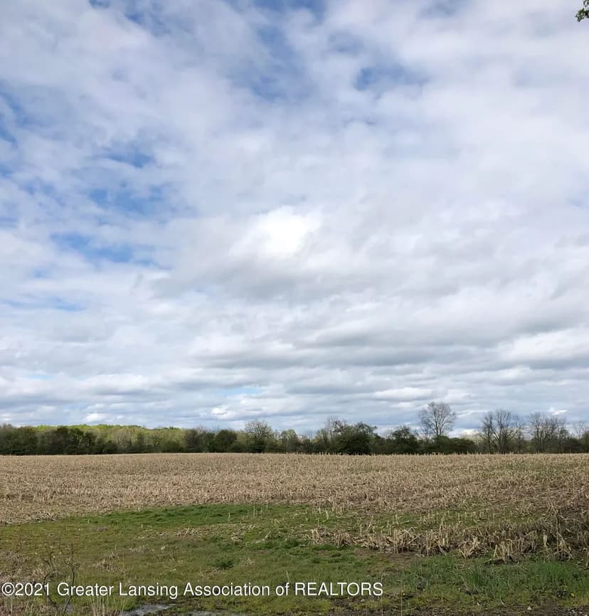 Property from 7051 E Saginaw - KW