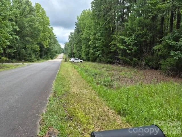 3 Acres of Land for Sale in Catawba, SC - Catawba, South Carolina, 29704