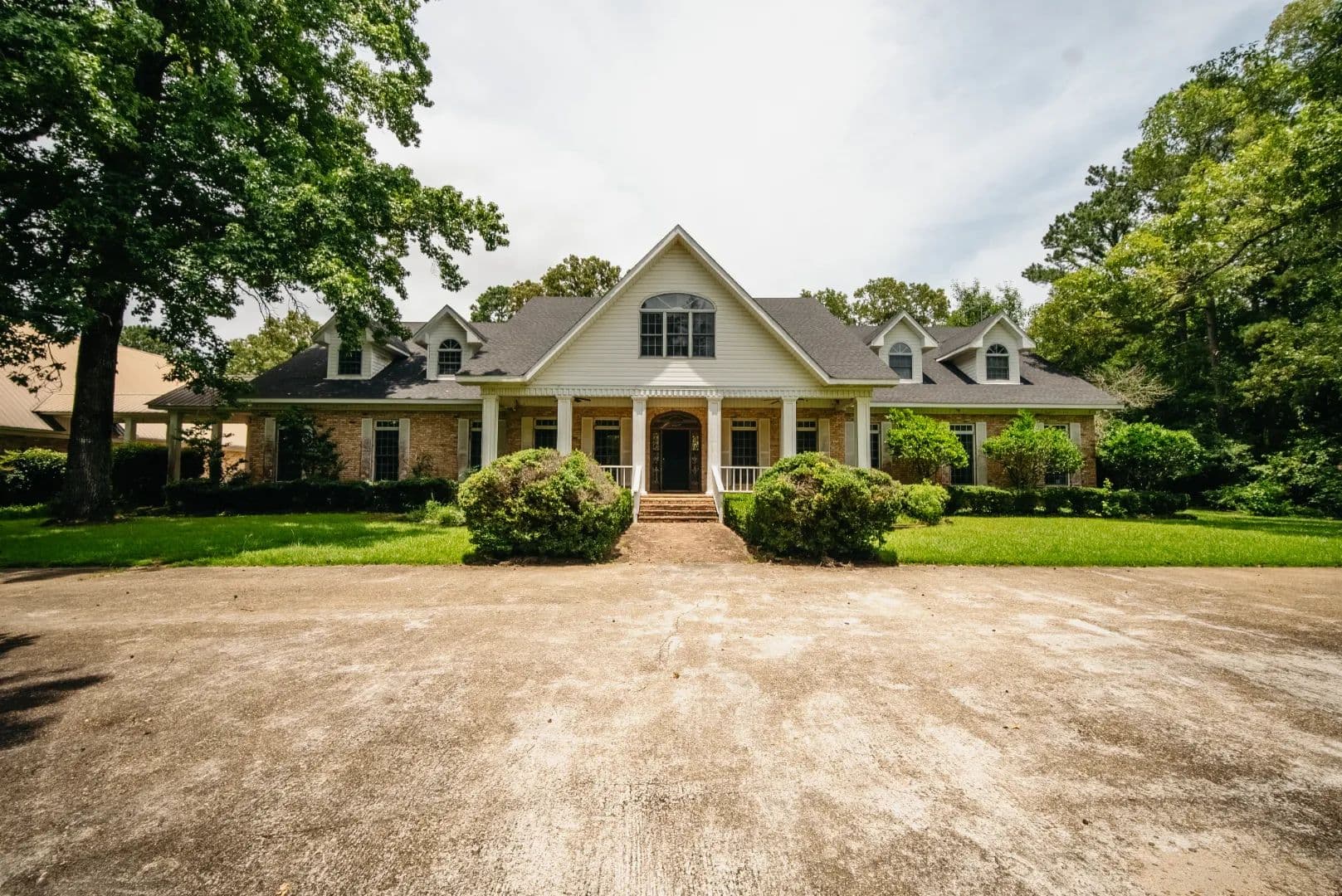 15.3 Acre Estate in Copiah County, MS - Hermanville, Mississippi, 39086